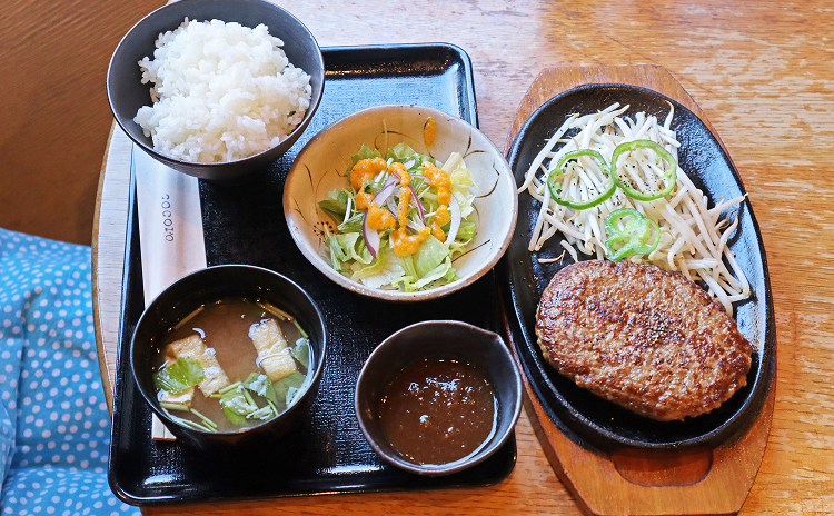 益子焼＆カフェレストラン 壷々炉の食事写真（ハンバーグランチ）